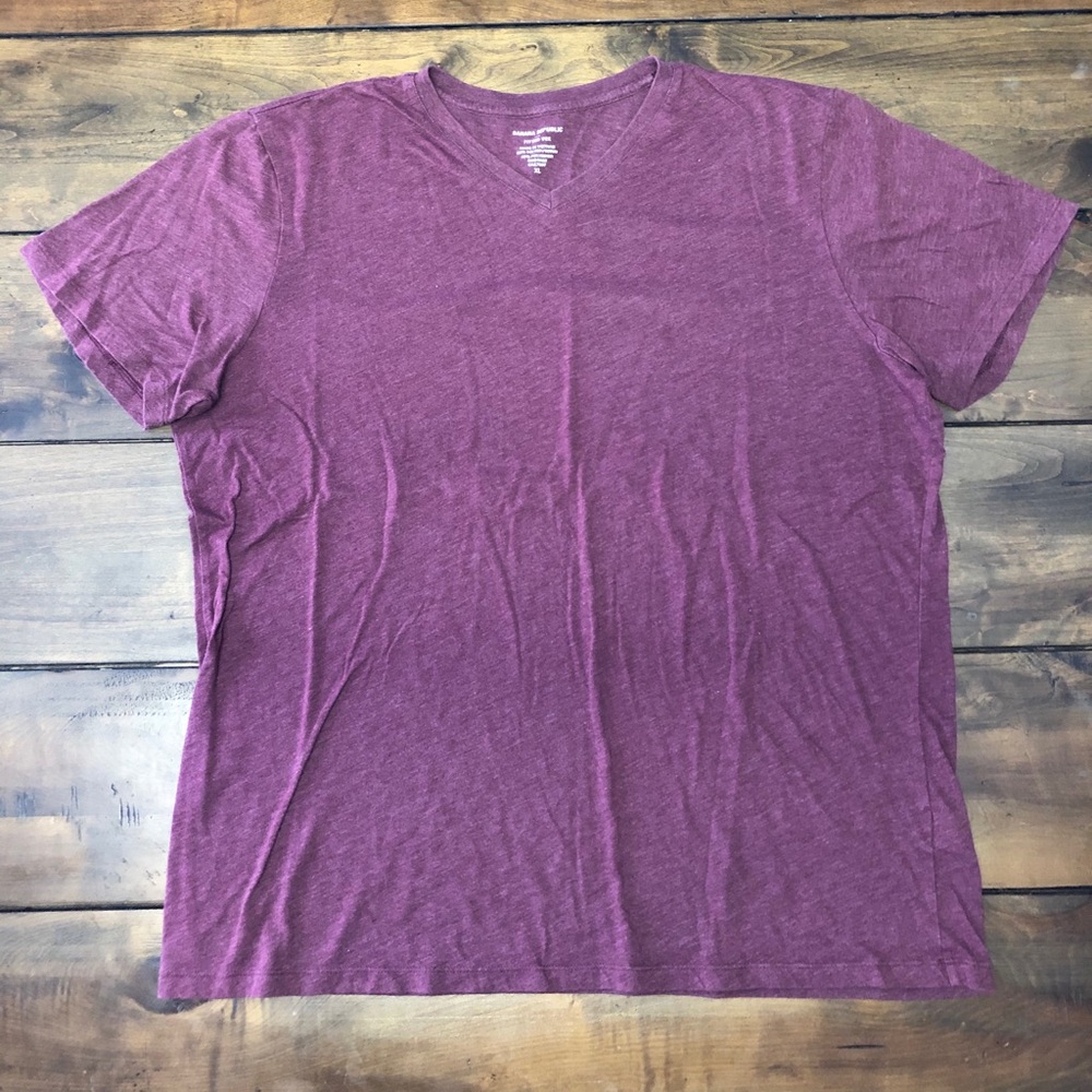 Banana Republic V-neck t-shirt
